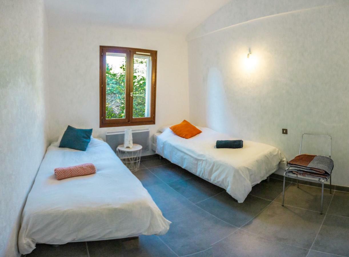 Villa In Provence With Private Pool *